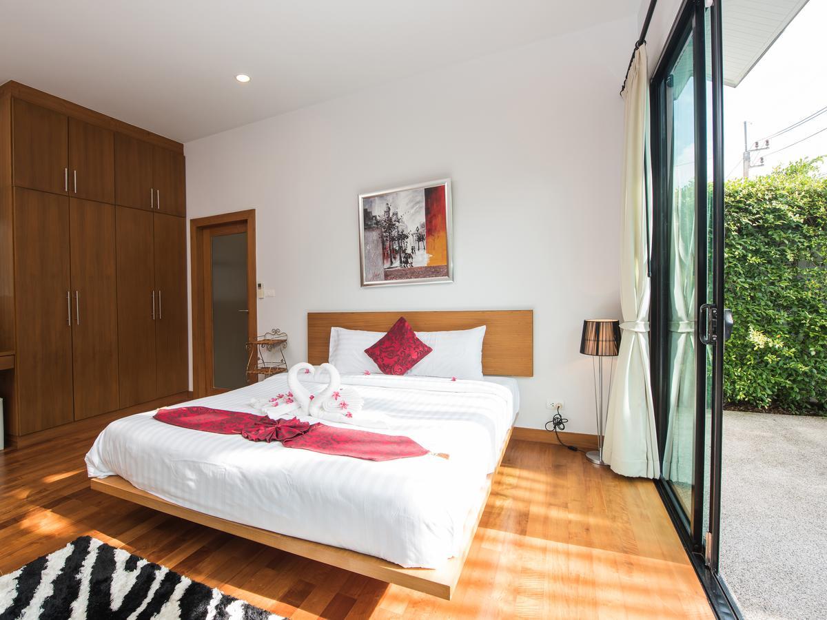 Peykaa Villas Phuket Bagian luar foto