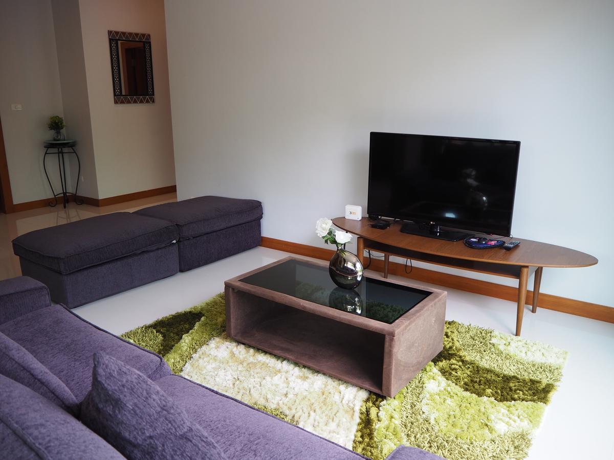 Peykaa Villas Phuket Bagian luar foto