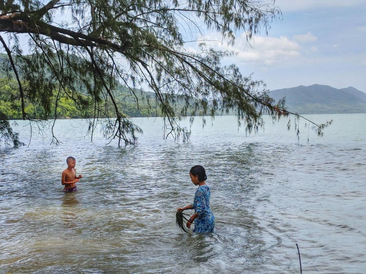 Peykaa Villas Phuket Bagian luar foto